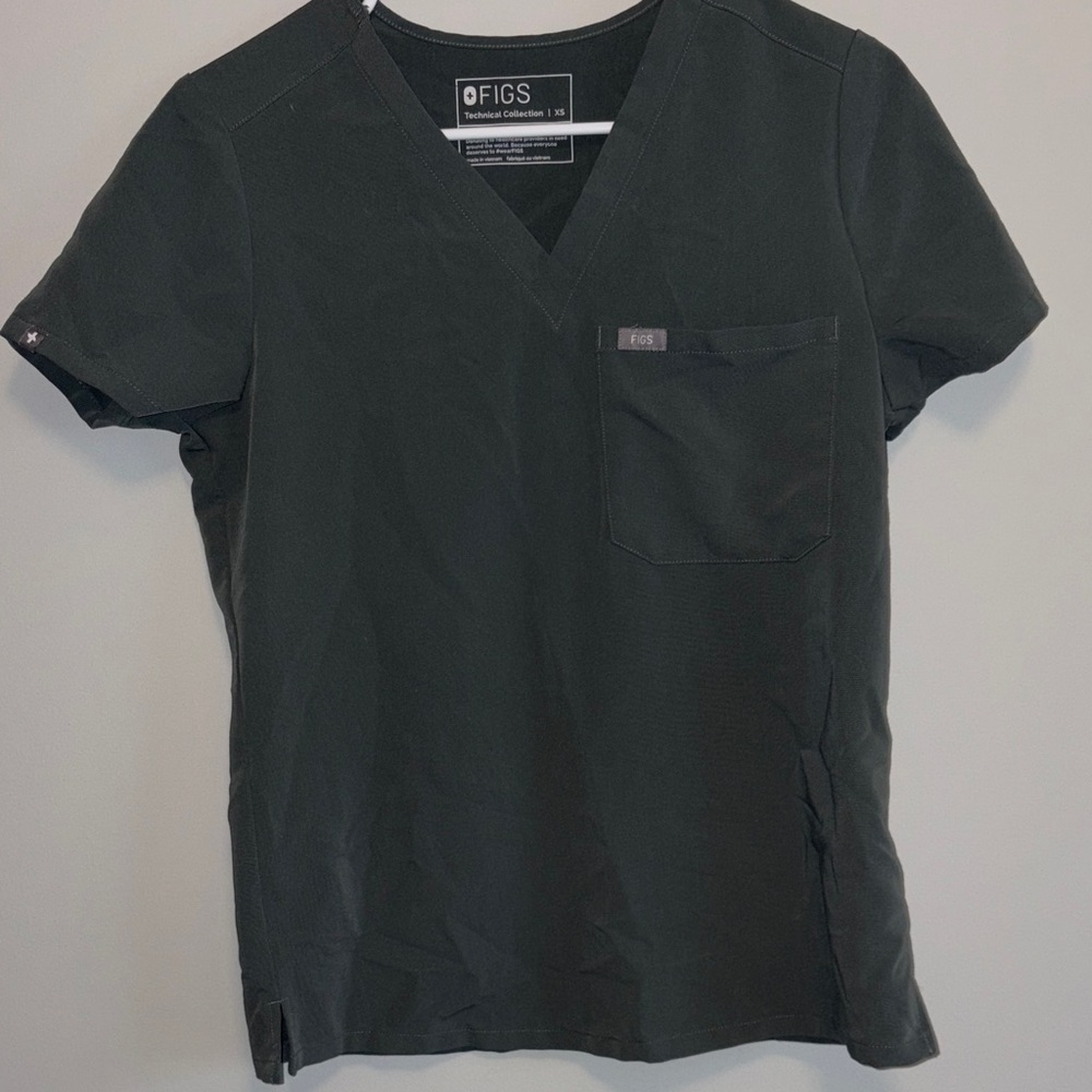 FIGS Women’s Slate Gray V-Neck Top with Chest Pocket